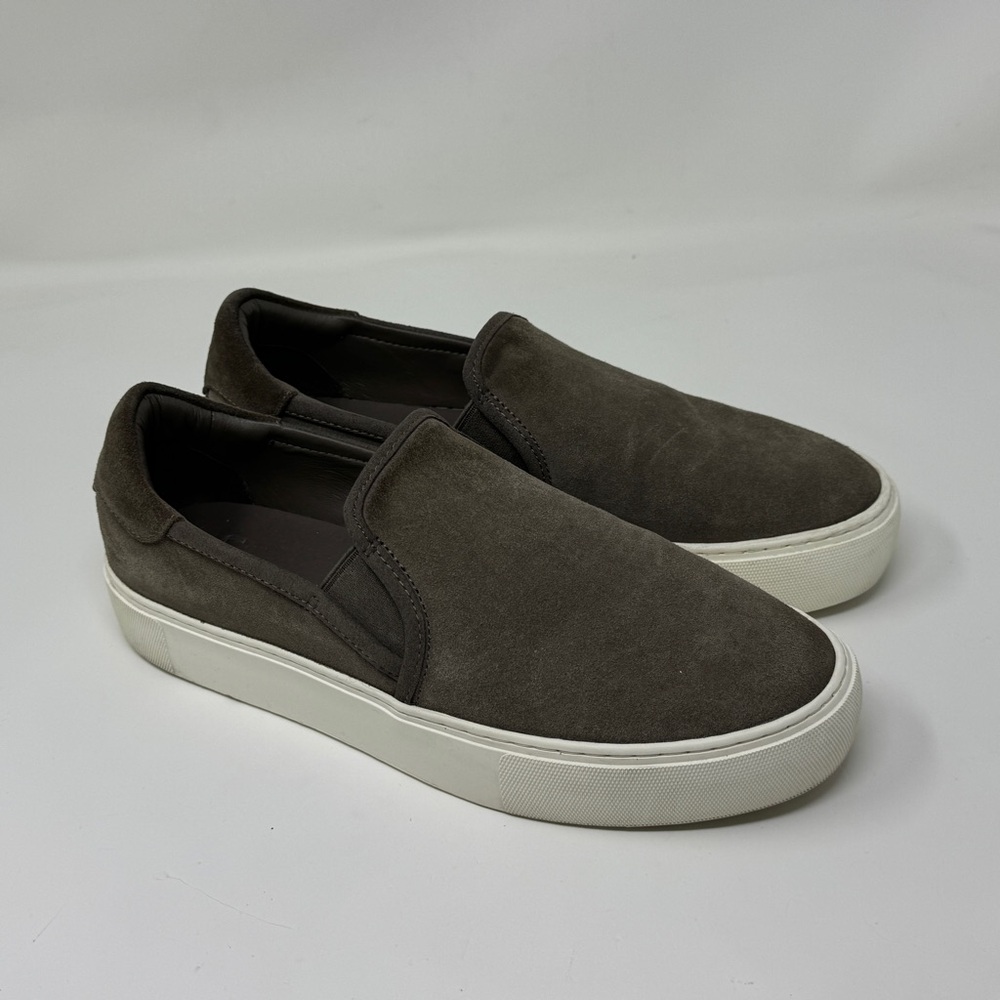 UGG Jass slip on suede shoes size 9